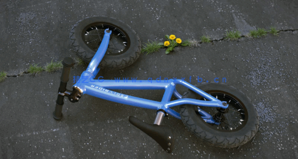 C4D高精度自行车建模材质渲染教程 Bicycle precision modeling texturing tutorial(图2) C4D高精度自行车建模材质渲染教程 Bicycle precision modeling texturing tutorial(图2)